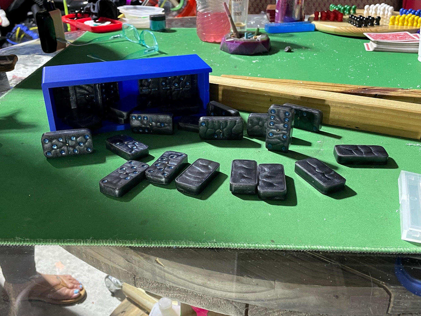 Smokey blue dominoes