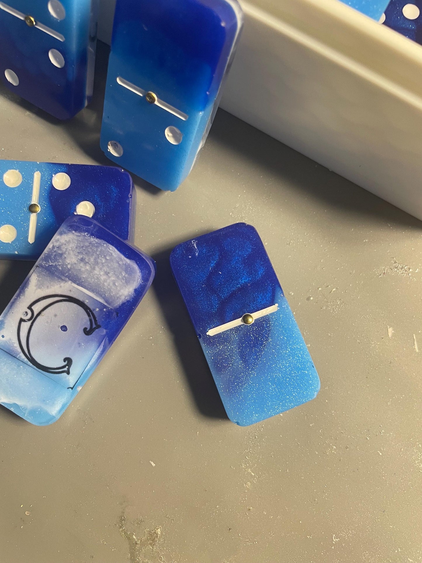 Ocean blue domino set