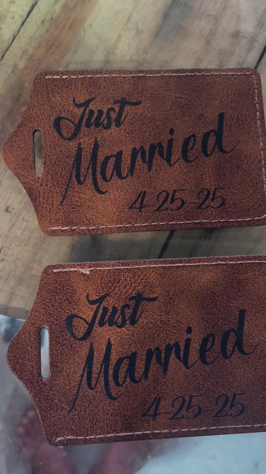 Custom luggage tags